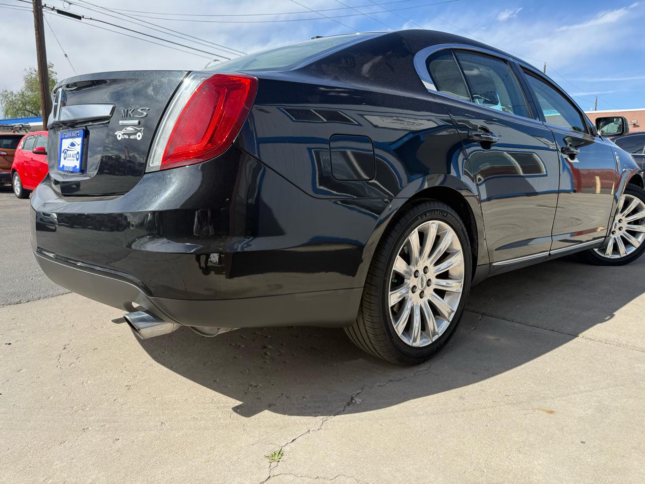 Lincoln MKS 3.5L with EcoBoost AWD 2011