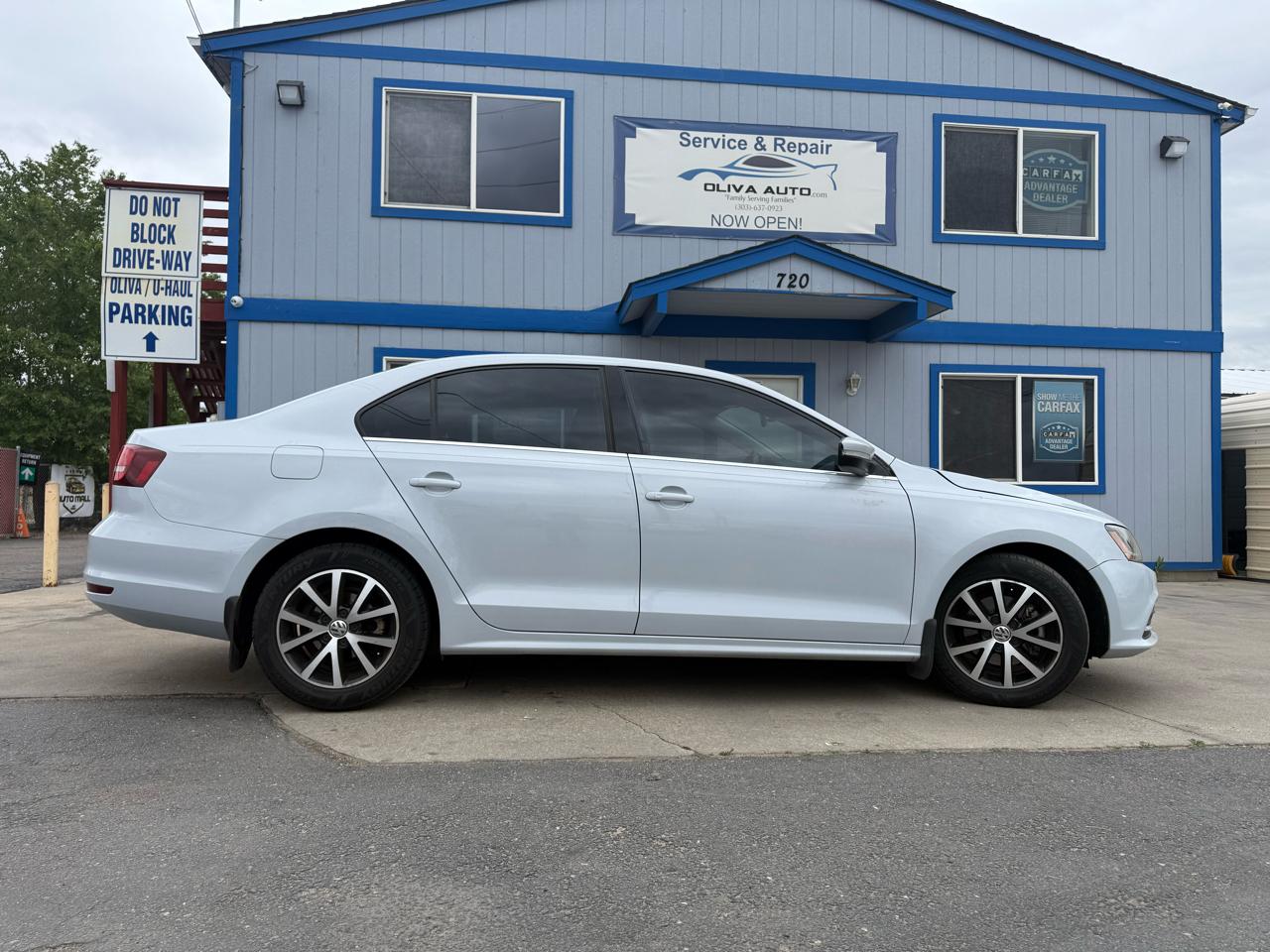 Volkswagen Jetta 1.4T SE 6A 2017