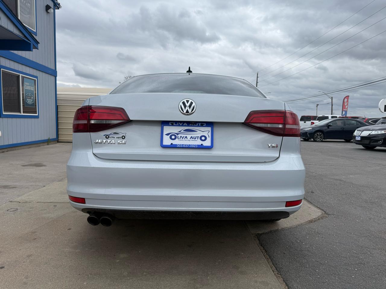 Volkswagen Jetta 1.4T SE 6A 2017