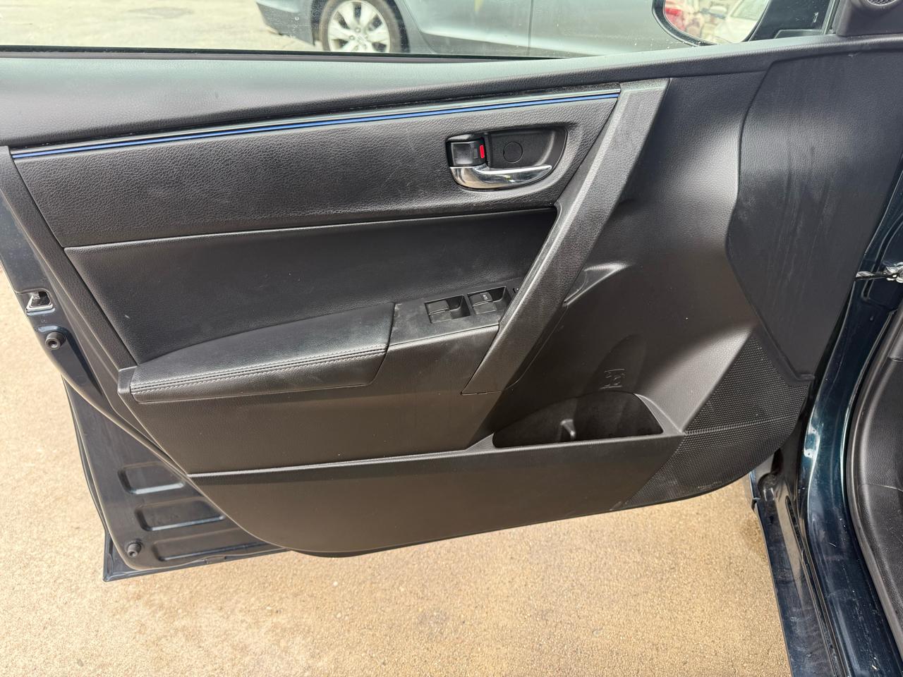 Toyota Corolla L CVT 2018