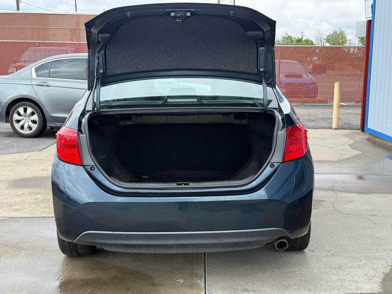 Toyota Corolla L CVT 2018