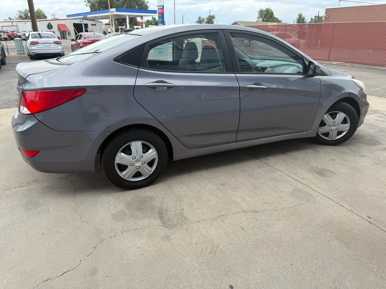 Hyundai Accent SE 4-Door 6A 2016