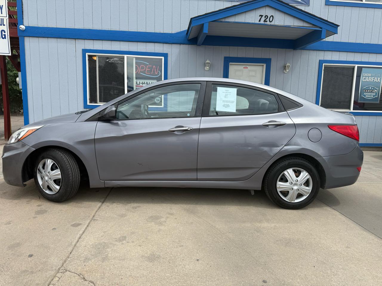 Hyundai Accent SE 4-Door 6A 2016
