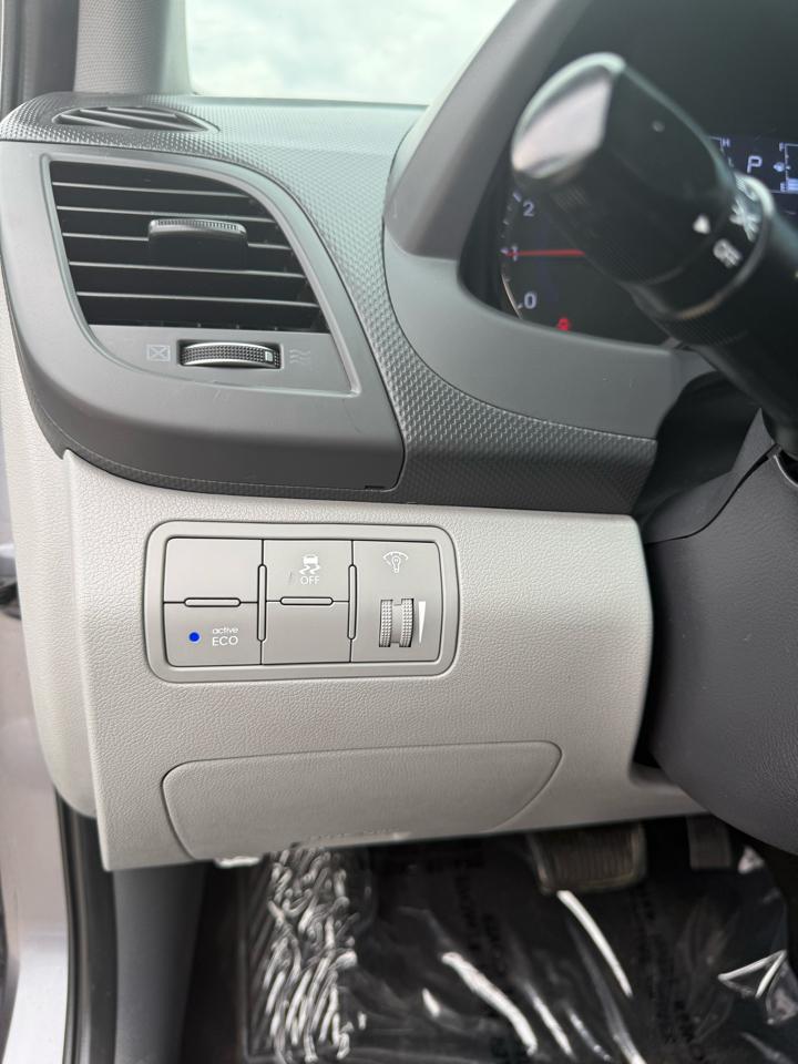 Hyundai Accent SE 4-Door 6A 2016