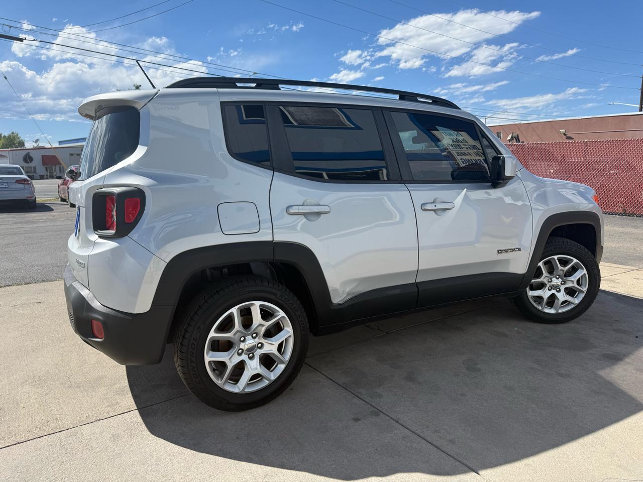 Jeep Renegade Latitude 4WD 2016