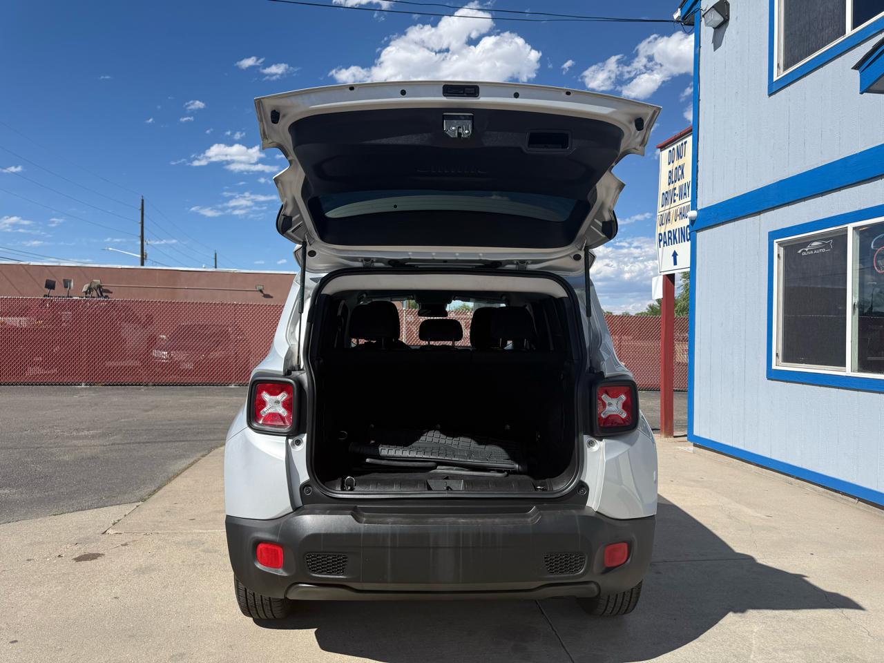 Jeep Renegade Latitude 4WD 2016