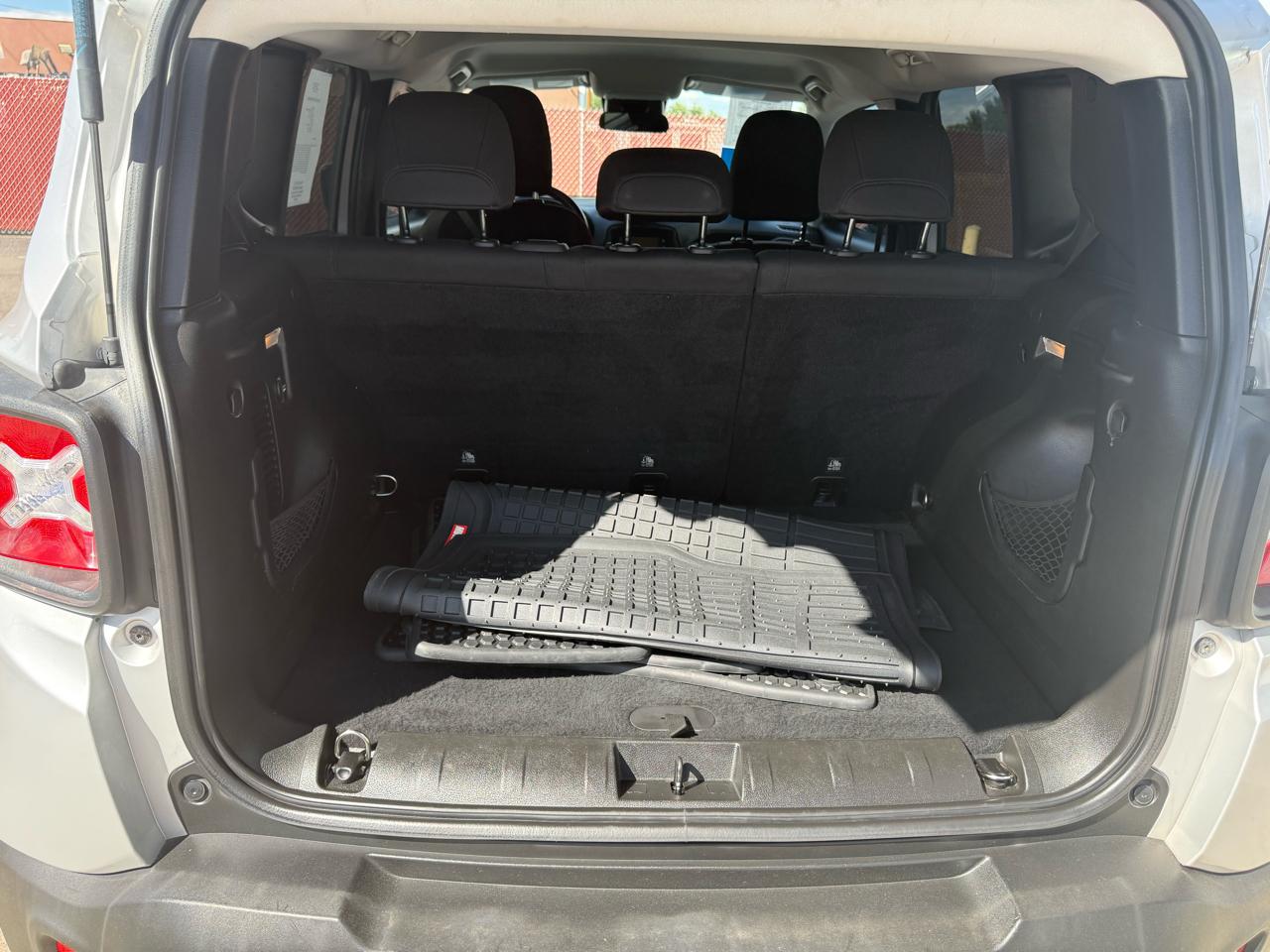 Jeep Renegade Latitude 4WD 2016