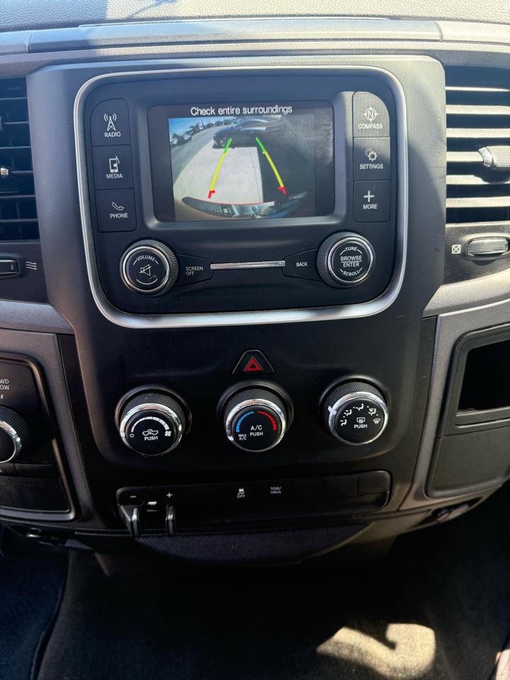 RAM 1500 Tradesman Crew Cab SWB 4WD 2014