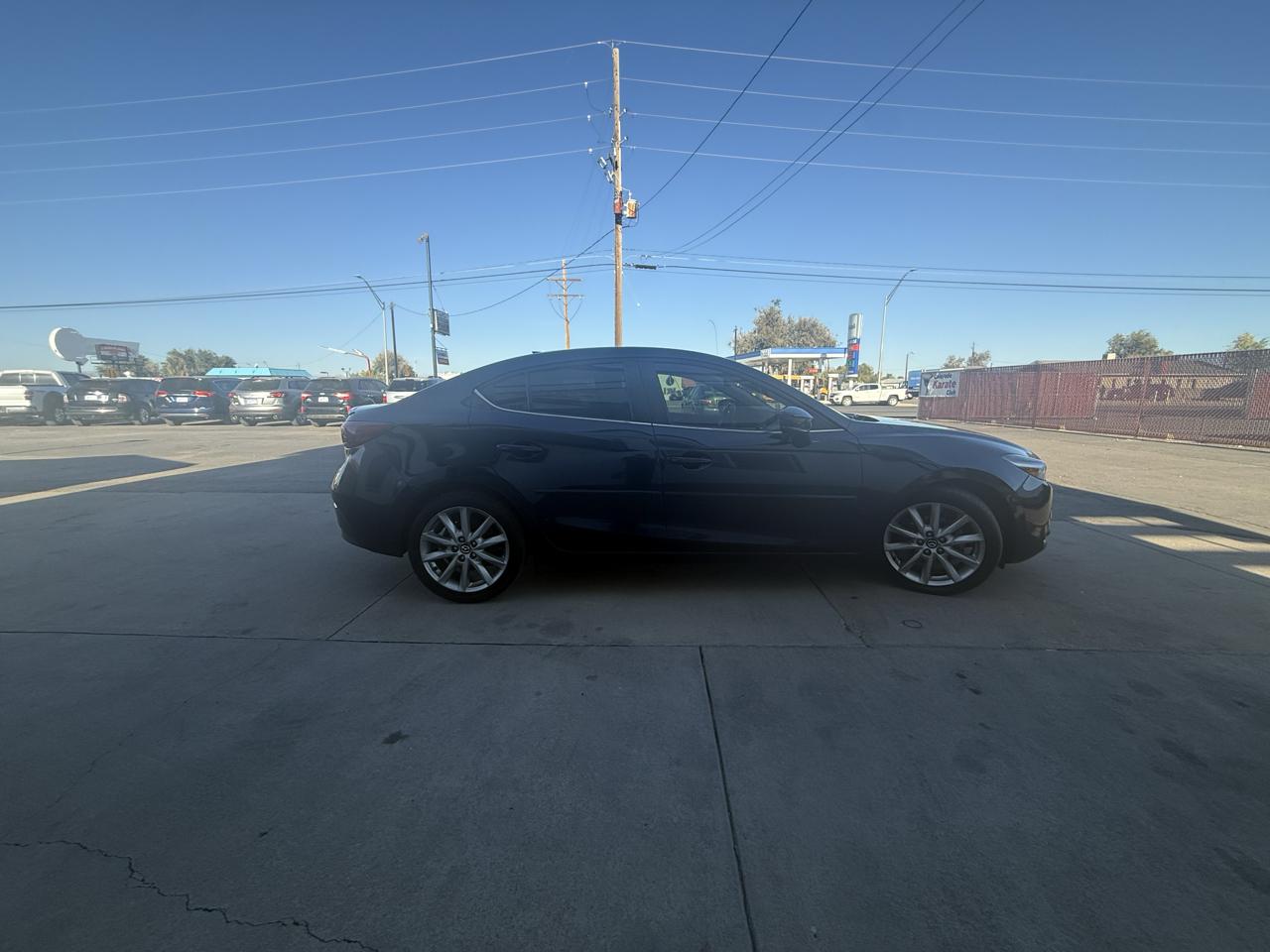 Mazda Mazda3 photo 6