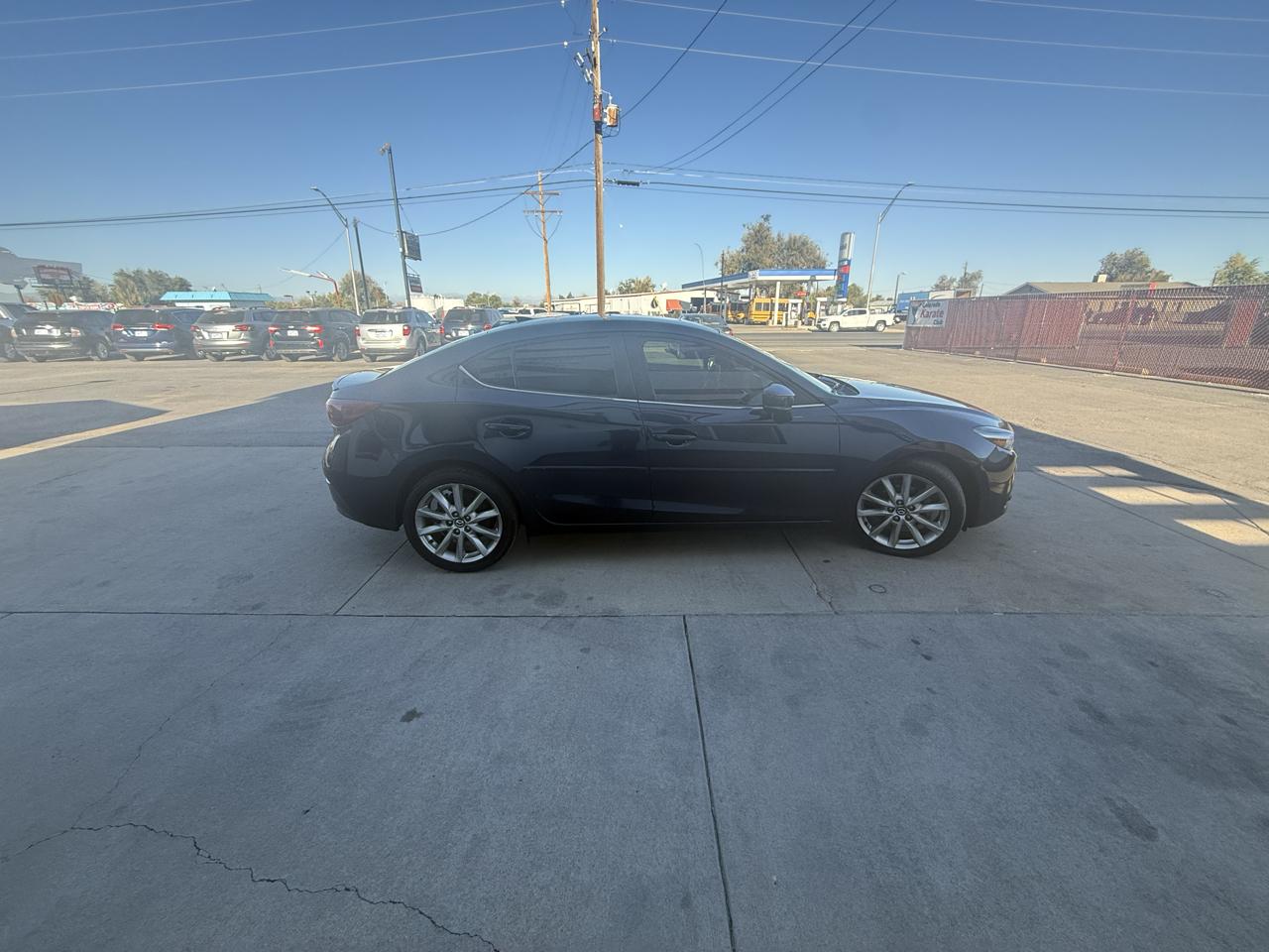 Mazda Mazda3 photo 7