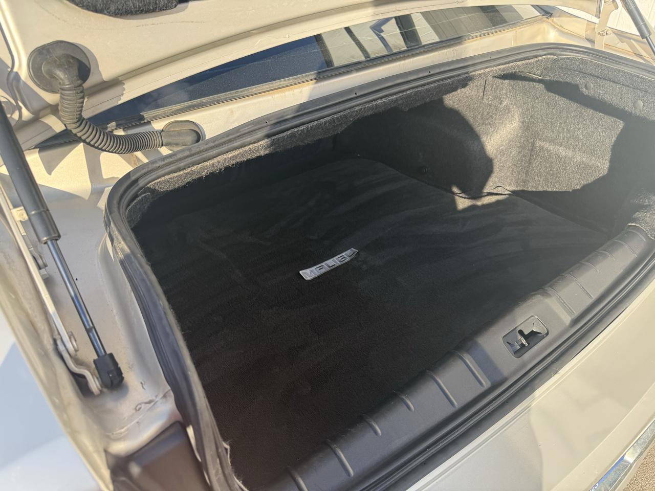 Chevrolet Malibu photo 8
