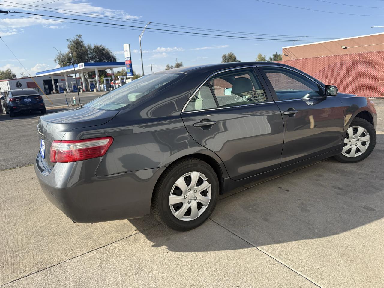 Toyota Camry photo 4