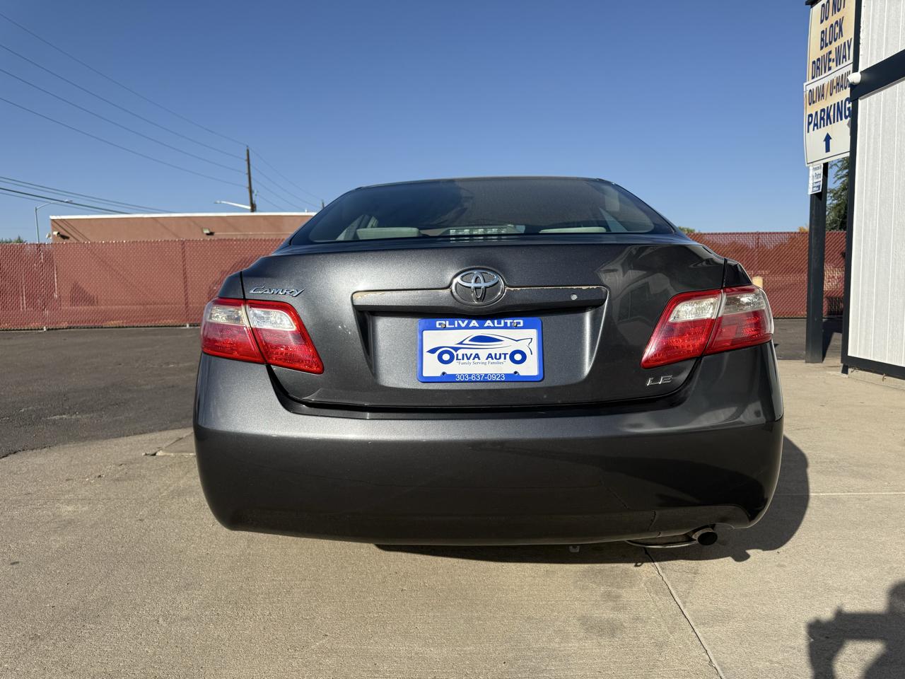 Toyota Camry photo 6