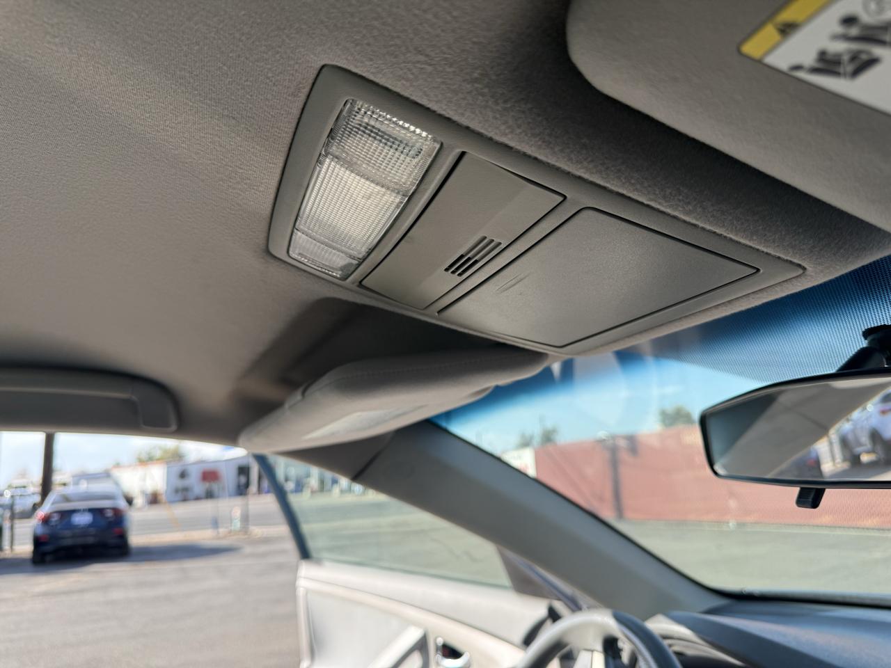 Toyota Camry photo 15