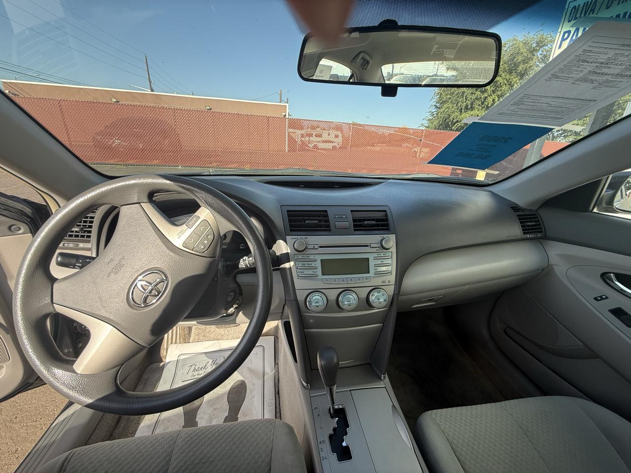 Toyota Camry photo 19