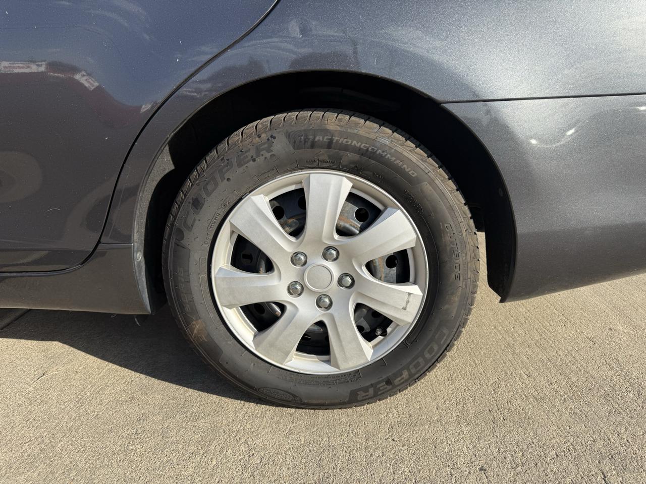 Toyota Camry photo 22