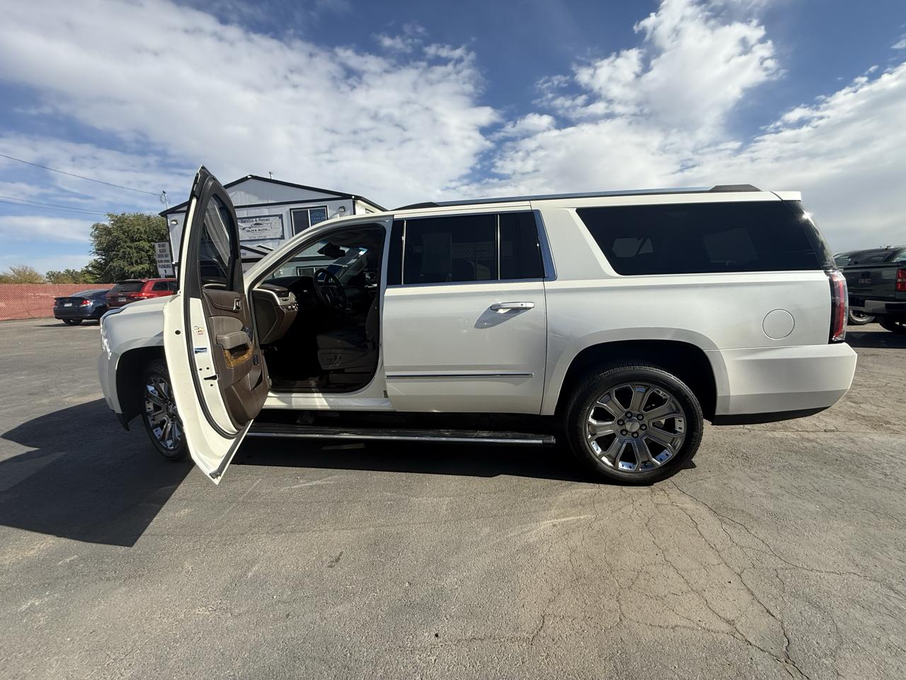 GMC Yukon Denali XL 4WD 2015