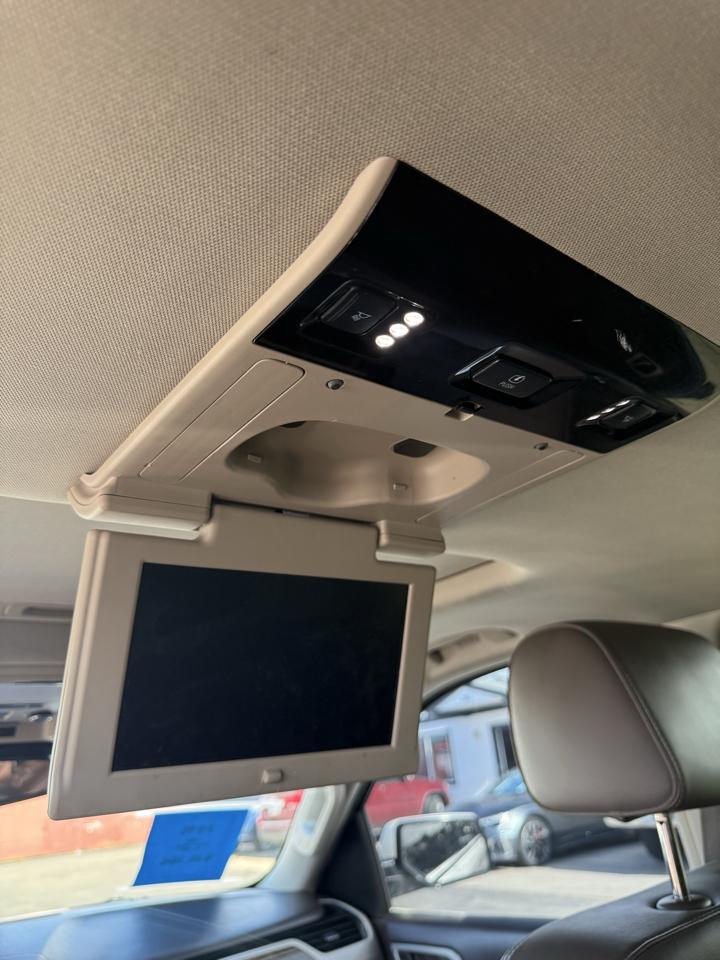 GMC Yukon Denali XL 4WD 2015