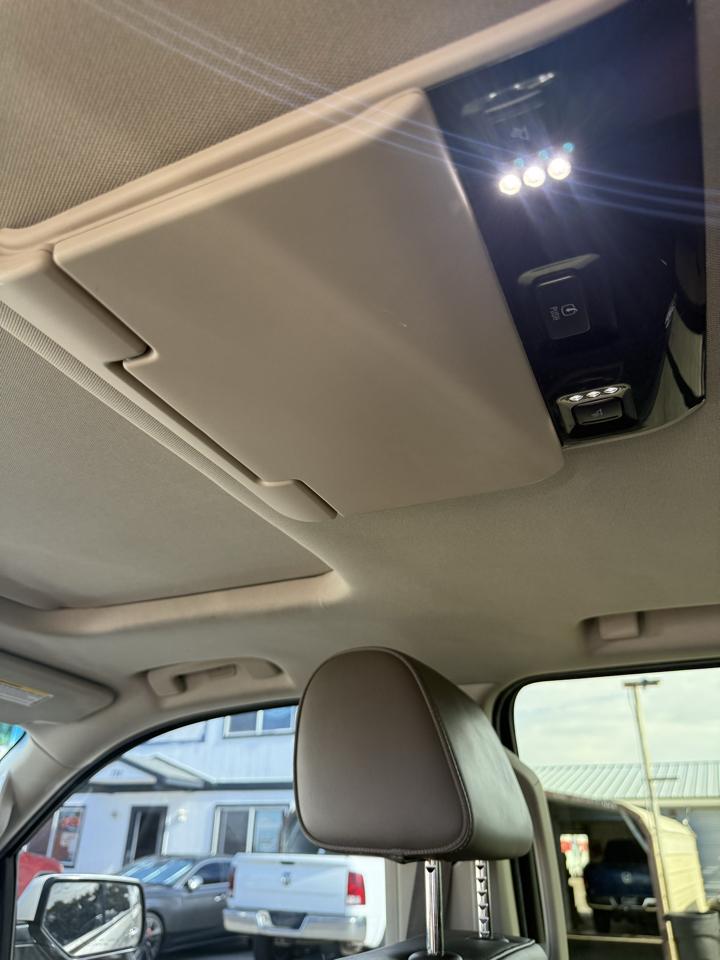 GMC Yukon Denali XL 4WD 2015
