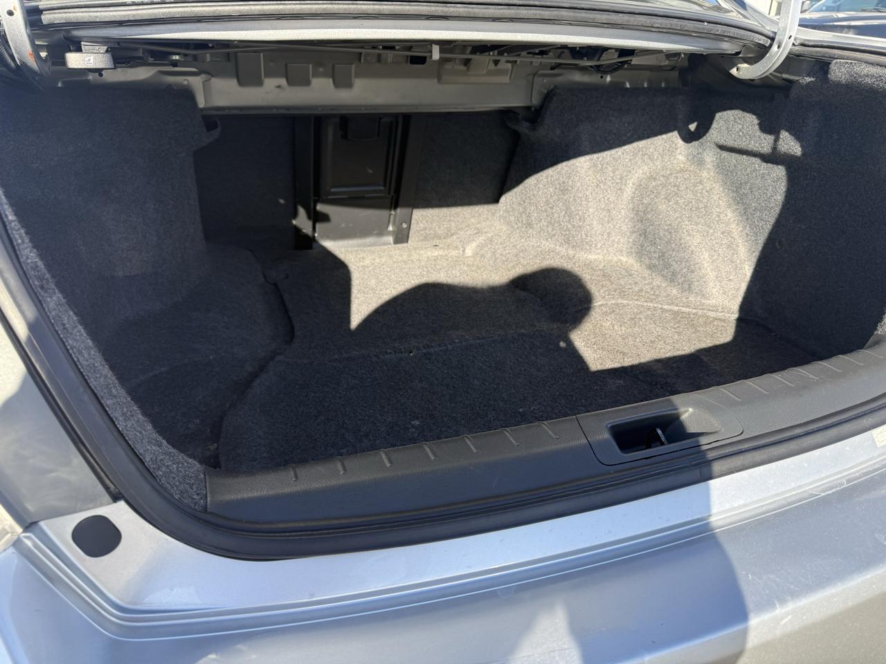 Honda Accord LX sedan AT 2012