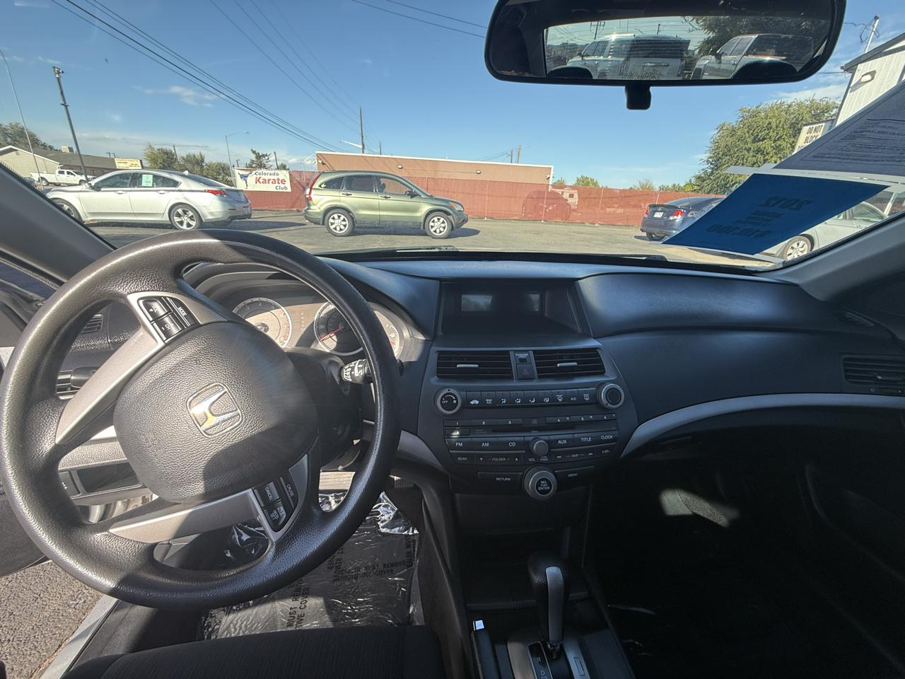 Honda Accord LX sedan AT 2012