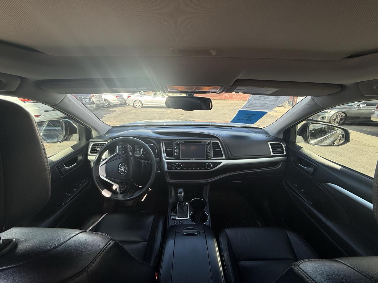 Toyota Highlander XLE AWD V6 2014