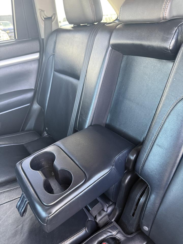 Toyota Highlander XLE AWD V6 2014