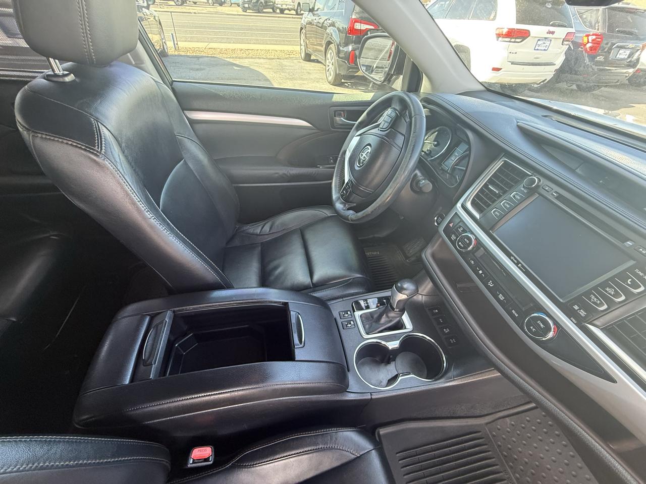 Toyota Highlander XLE AWD V6 2014