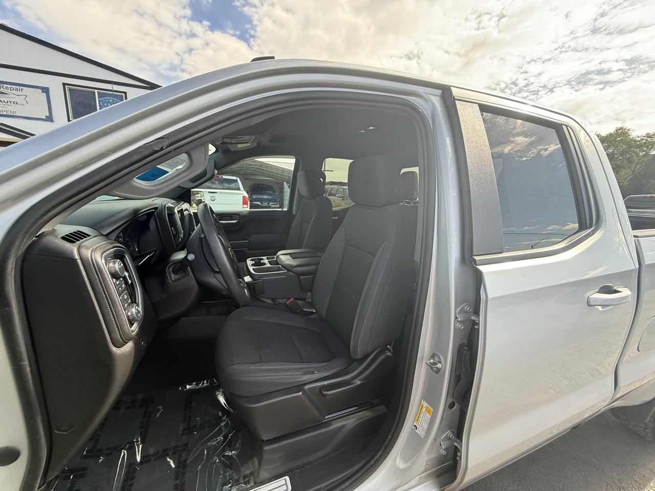 Chevrolet Silverado 1500 LT Double Cab 4WD 2020