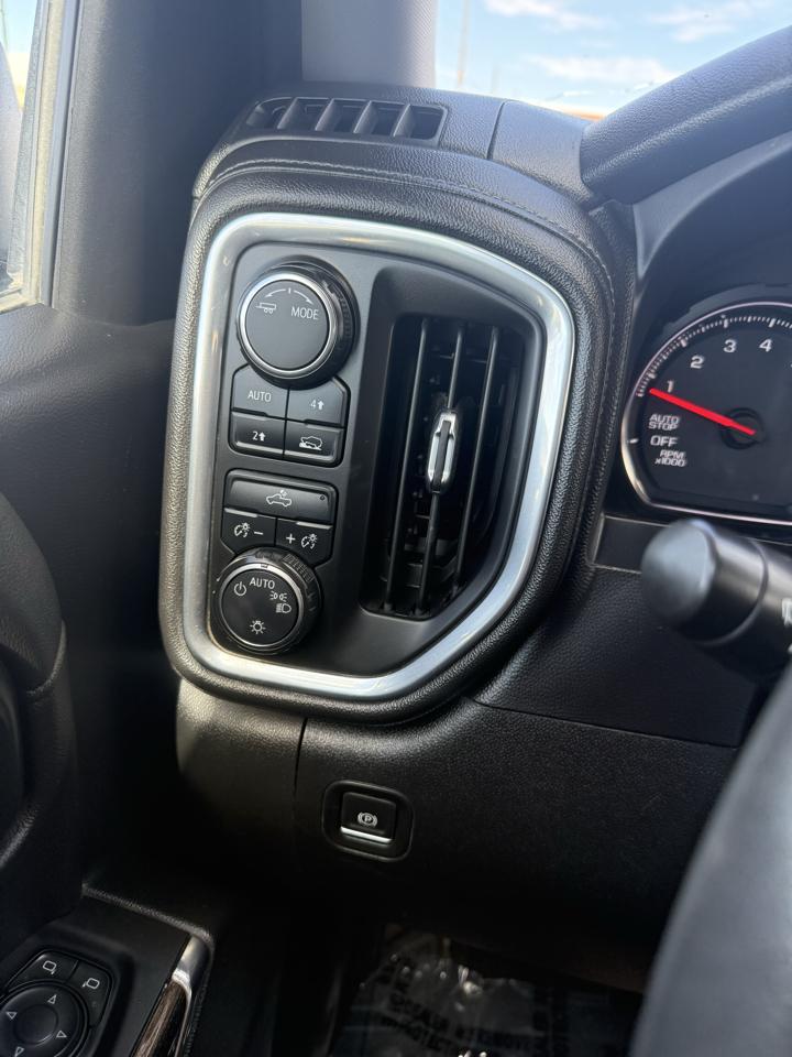 Chevrolet Silverado 1500 LT Double Cab 4WD 2020