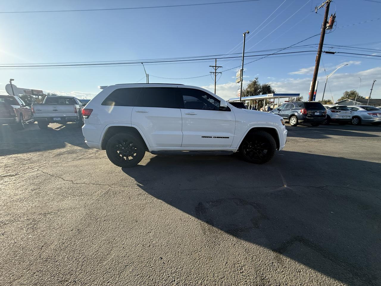 Jeep Grand Cherokee Laredo 4WD 2020