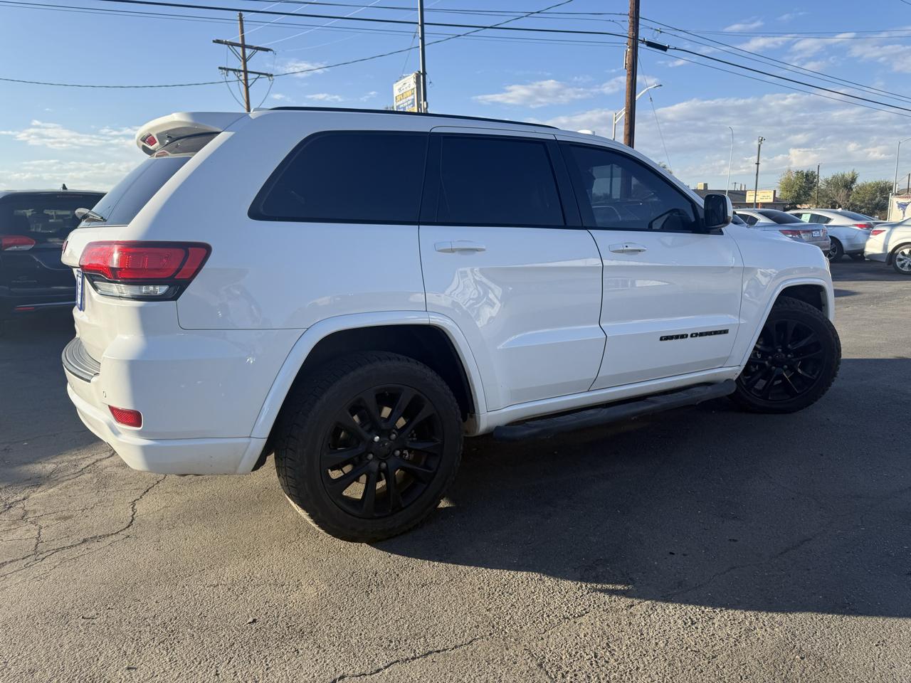 Jeep Grand Cherokee Laredo 4WD 2020