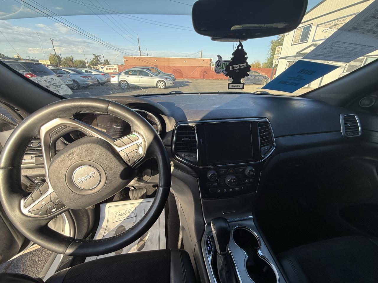 Jeep Grand Cherokee Laredo 4WD 2020