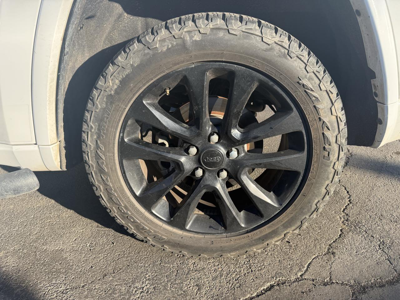 Jeep Grand Cherokee Laredo 4WD 2020