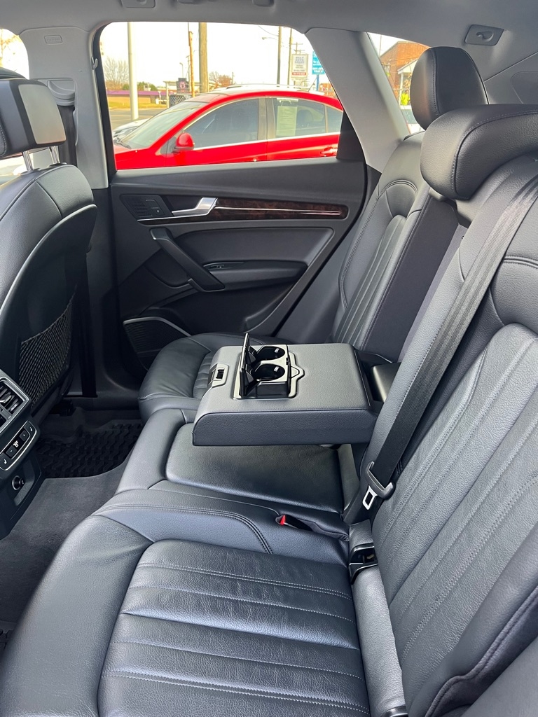 Audi Q5 2.0T Premium Plus quattro 2018