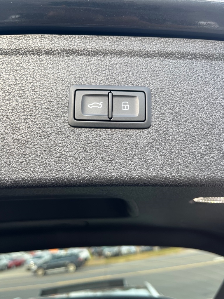 Audi Q5 2.0T Premium Plus quattro 2018