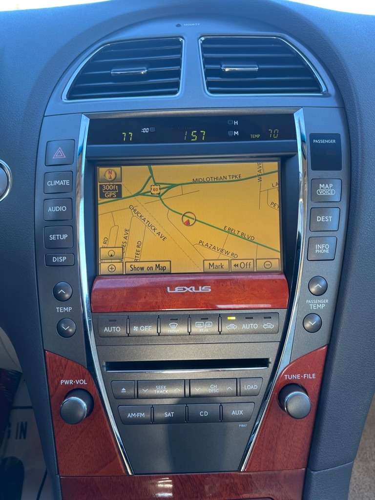 Lexus ES 350 Sedan 2010