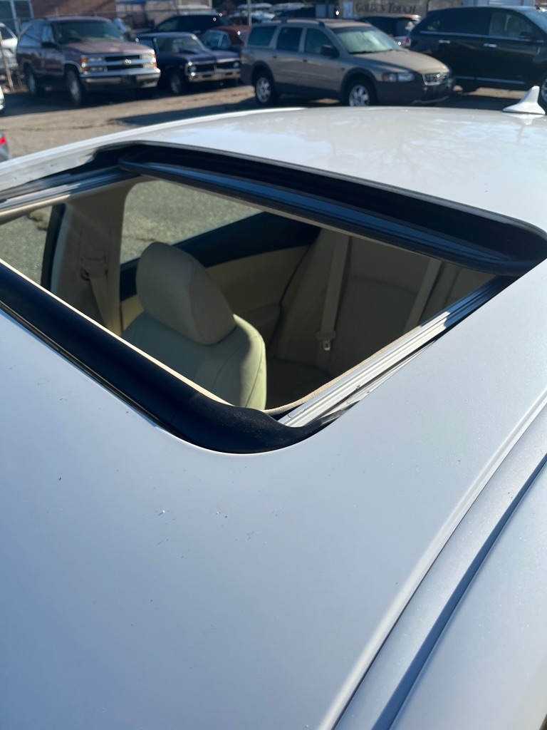 Lexus ES 350 Sedan 2010