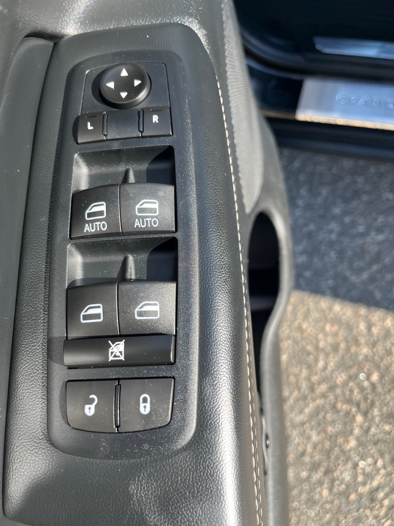 Jeep Grand Cherokee Limited 4WD 2014