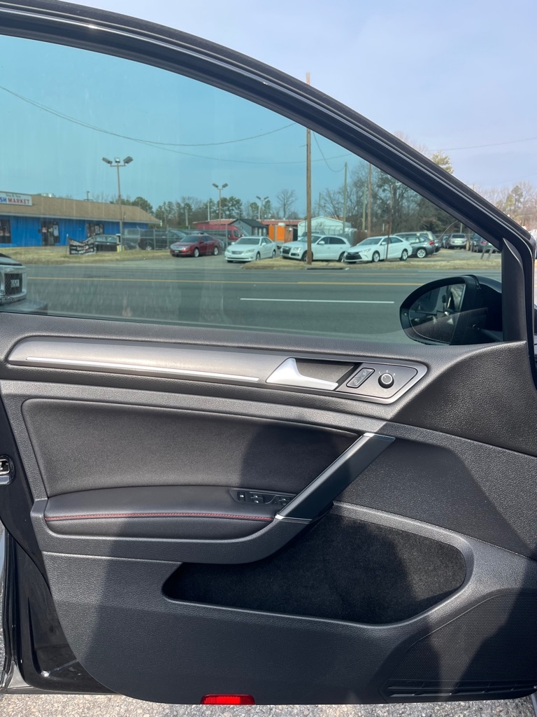 Volkswagen Golf GTI S 7A 2020