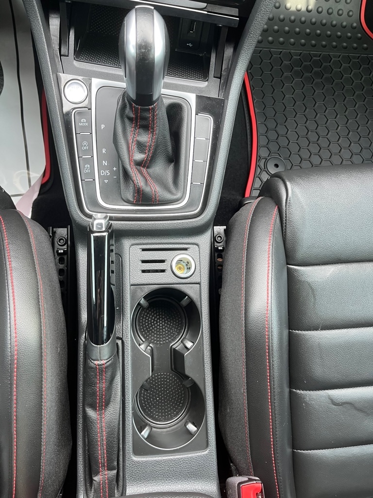 Volkswagen Golf GTI S 7A 2020