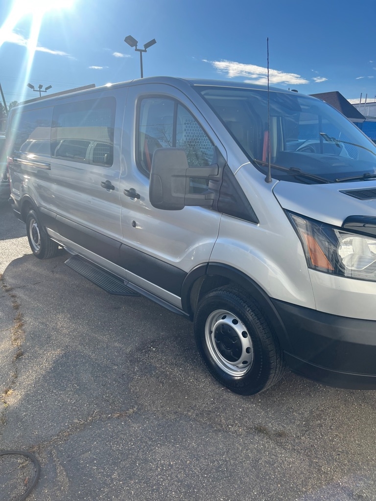 Ford Transit 150 Van Low Roof w/Sliding Pass. 148-in. WB 2019