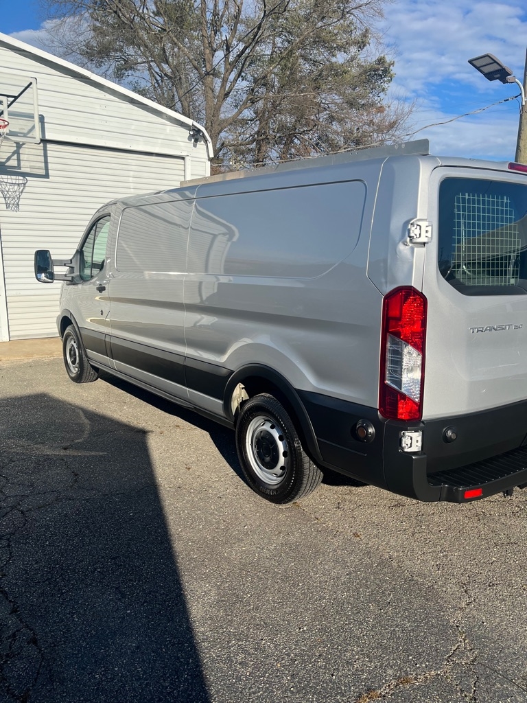 Ford Transit 150 Van Low Roof w/Sliding Pass. 148-in. WB 2019