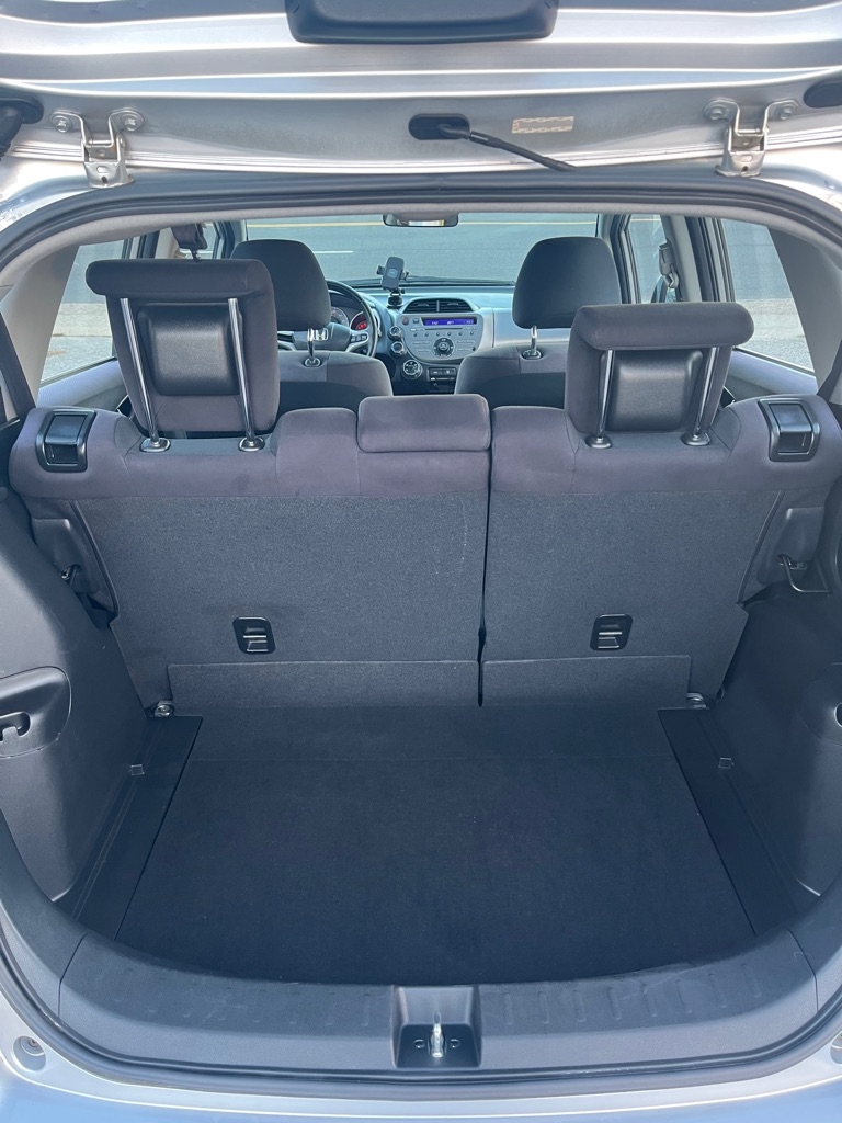 Honda Fit Sport 5-Speed AT 2011