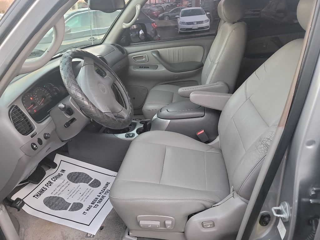 Toyota Sequoia Limited 4WD 2002