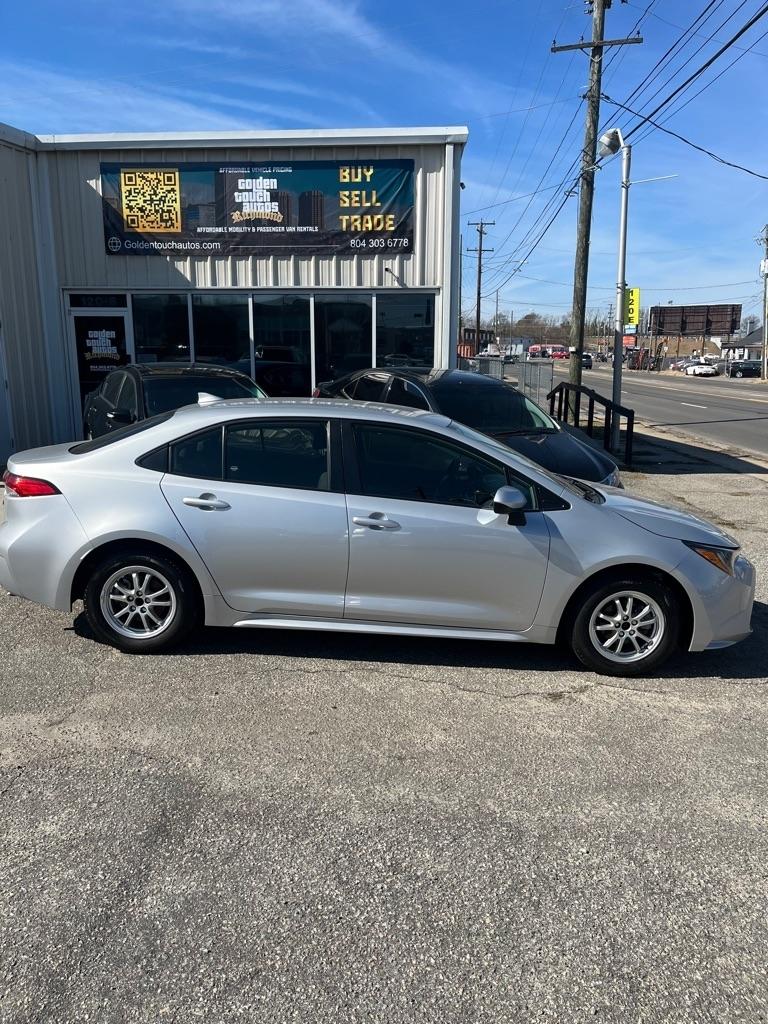 Toyota Corolla LE Hybrid 2022