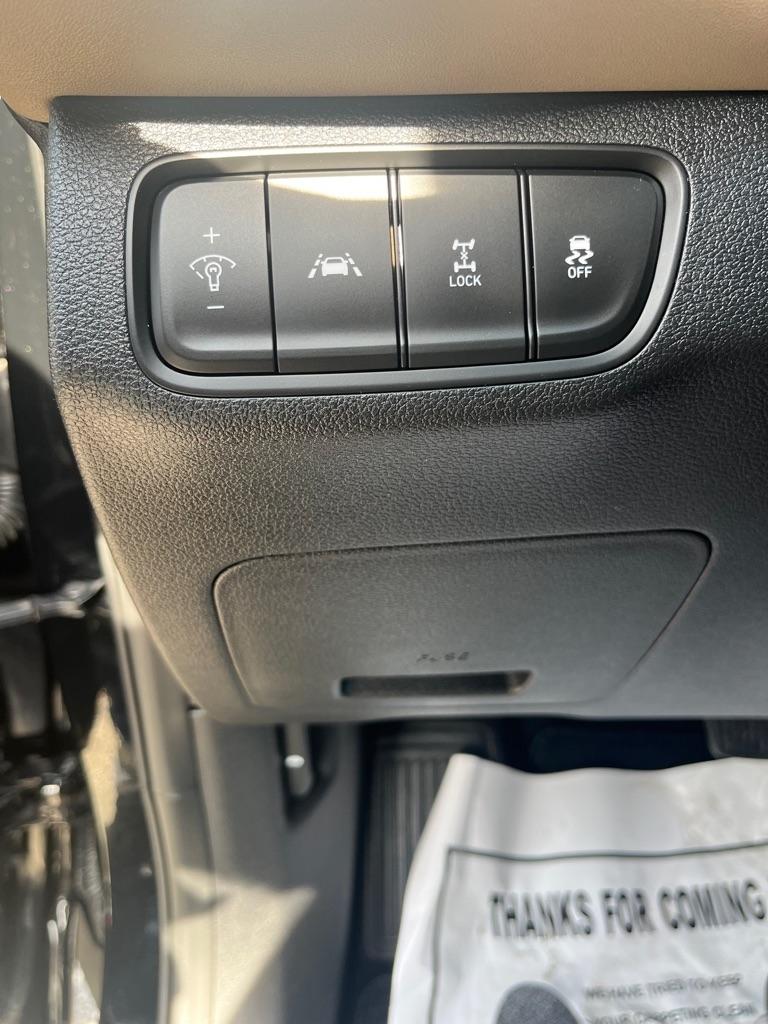 Hyundai Santa Fe SE 2.4 AWD 2020