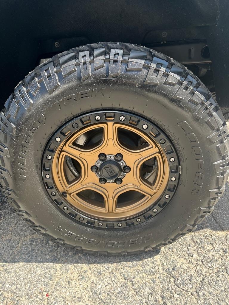 GMC Canyon SLE Crew Cab 4WD 2016