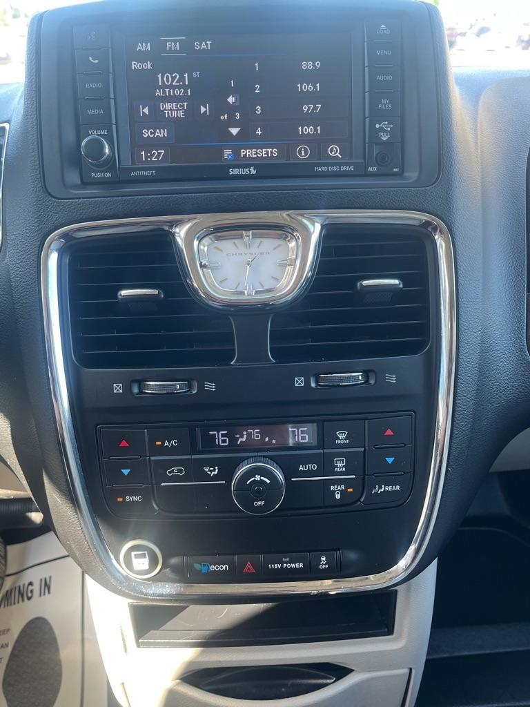 Chrysler Town & Country Touring 2015