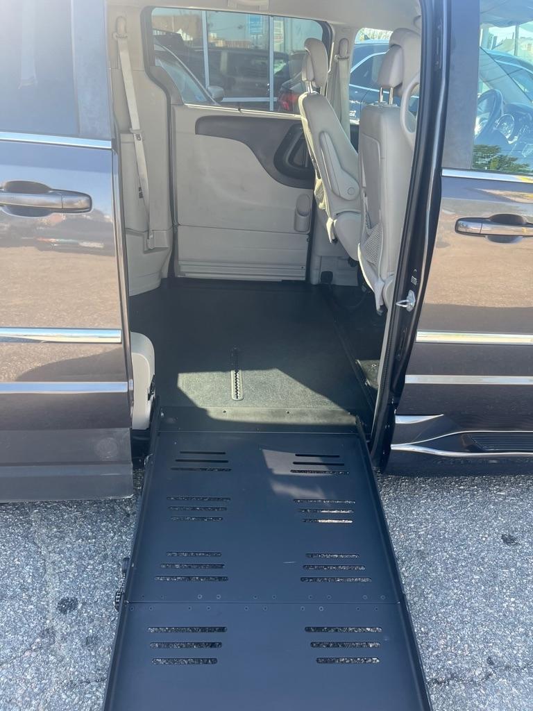 Chrysler Town & Country Touring 2015